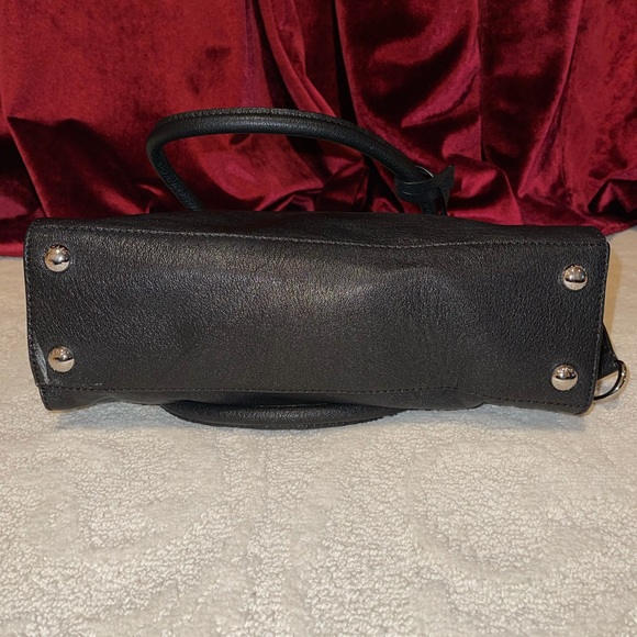 Micheal Kors shoulder bag - Picture 6 of 9